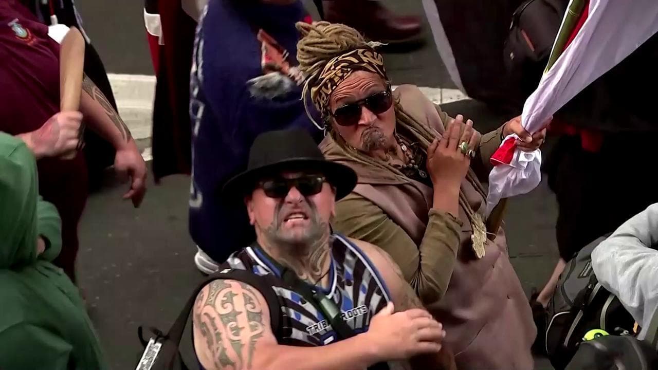 Nuova Zelanda, la marcia dei Maori contro la legge che rivede i trattati di autonomia per i nativi