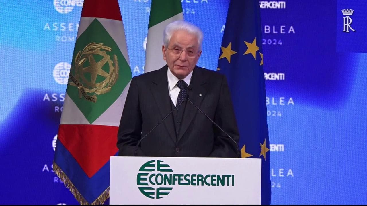 Criminalità, Mattarella: "Mai abbassare la guardia su usura e pizzo"