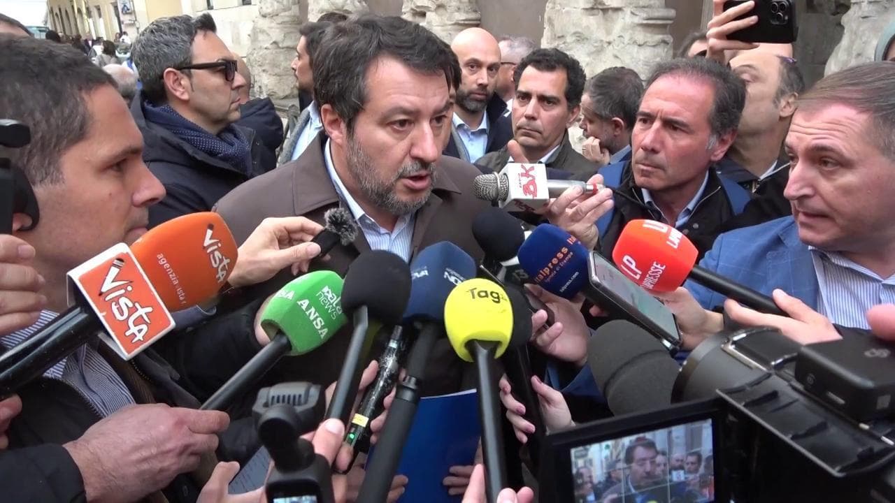 Salvini: "Sciopero selvaggio non è tollerato, interverrò per tutelare i diritti dei cittadini"