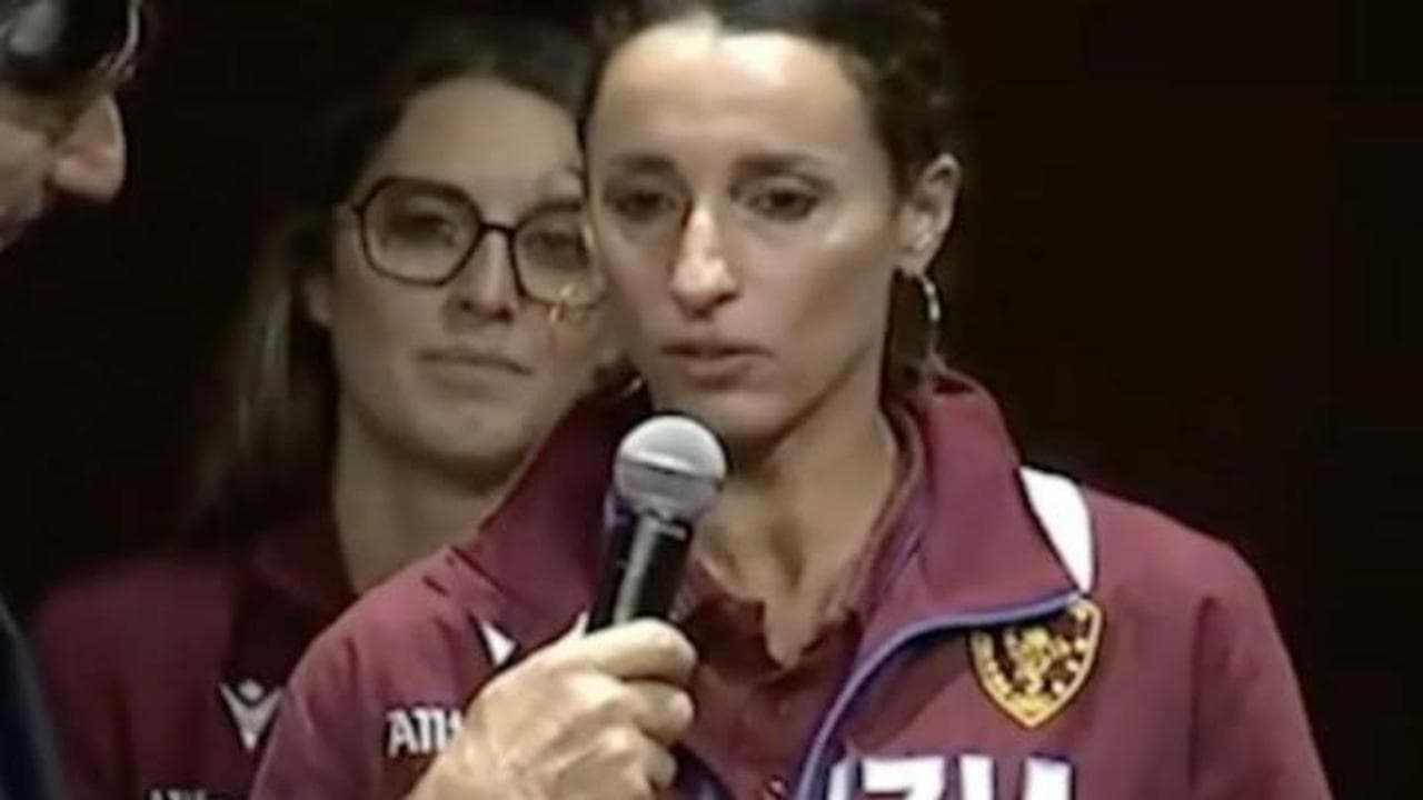 Scherma, scontro Di Francisca-Vezzali: "Facciamo pace?". La replica: "Quando imparerai il rispetto"
