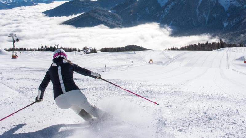 Arriva la neve e le piste aprono in anticipo: ecco dove si scia già dal 23 novembre