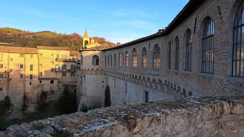 Urbania (PU)