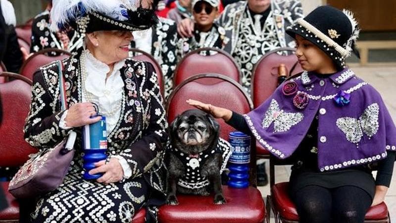 Pearly Kings REUTERS/Kevin Coombs