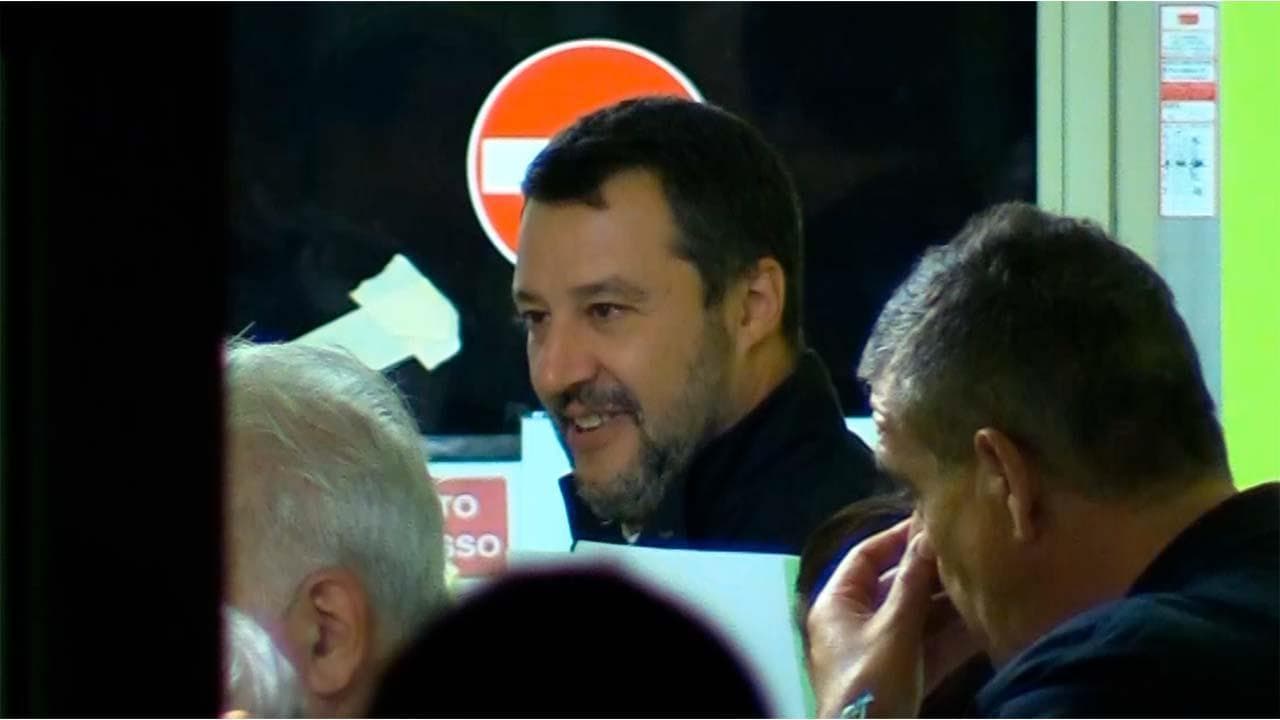 Lega, l'audio rubato. Salvini ai suoi: "Chiederò il ministero della famiglia e della natalità"