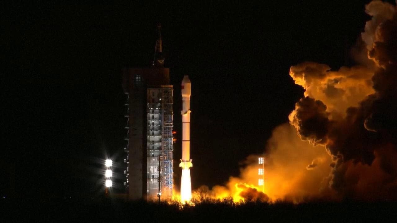 Cina, il lancio di due satelliti ad alta risoluzione per l'osservazione in quattro dimensioni
