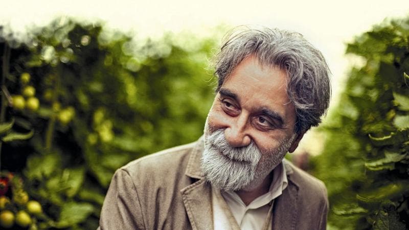 Peppe Vessicchio: “Ridete di voi stessi prima che lo facciano gli altri. Ora? Vi parlo di biofilia”
