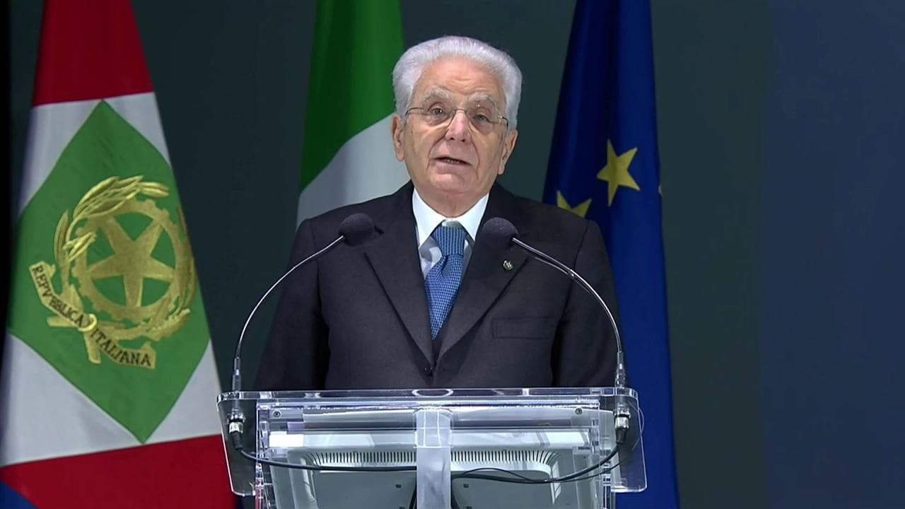 Mattarella ad Alessandria: "L'Italia non si arrende di fronte alle tragedie”