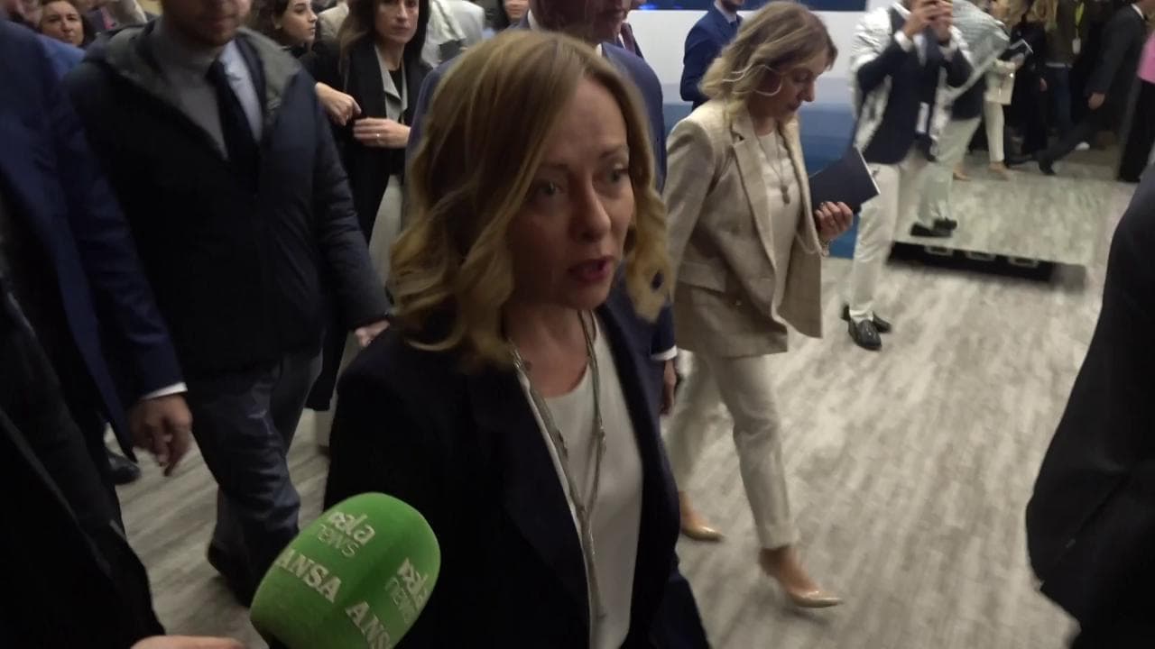 Meloni: "Lo sgambetto di Forza Italia sulla Rai? Schermaglie, chiariremo"