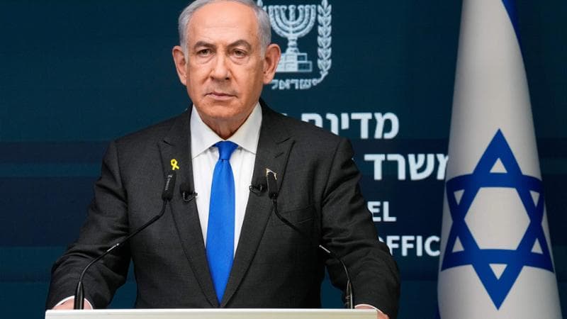 Guerra in Medio Oriente, le news del 27 novembre. Le famiglie degli ostaggi a Netanyahu: “Tregua anche a Gaza”