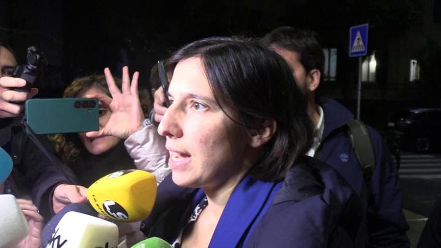 Schlein: "Maggioranza incapace di governare, troppo presi a litigare tra loro"