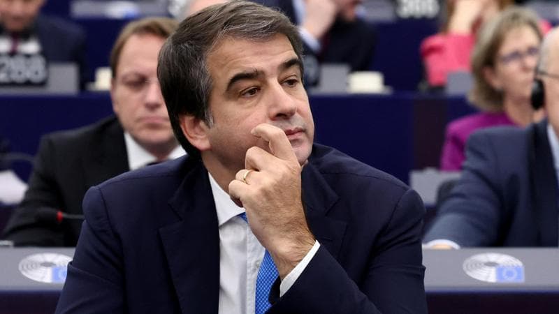 Ursula incorona Fitto, il vice targato Ecr che divide gli alleati: “Ma io voglio unire”