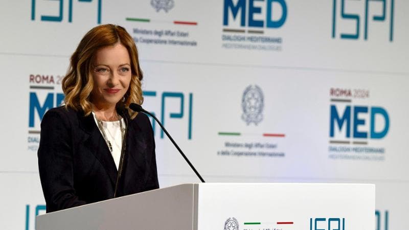 Musk attacca la Ue, ma Meloni cerca il contatto per collegare l’Unione europea e gli Usa