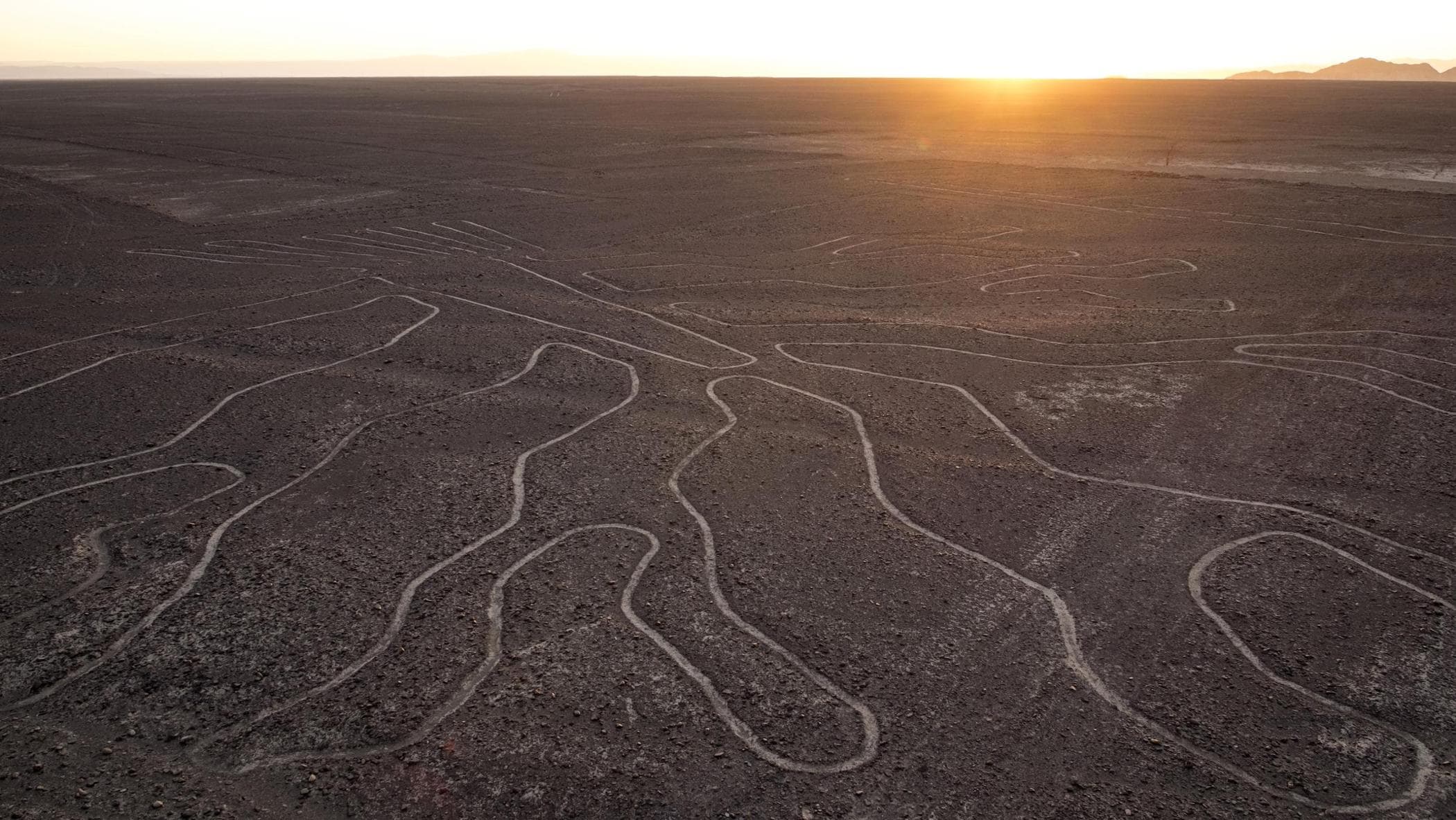 Peru, Nazca adasında madencilerin grevi. “Gıda, petrol ve turist olmadan çöküyoruz”