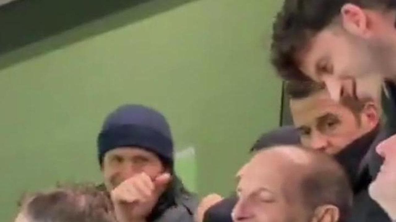 Allegri in tribuna per Tottenham-Roma. Videochiamata con Pogba: "Ciao Paul"