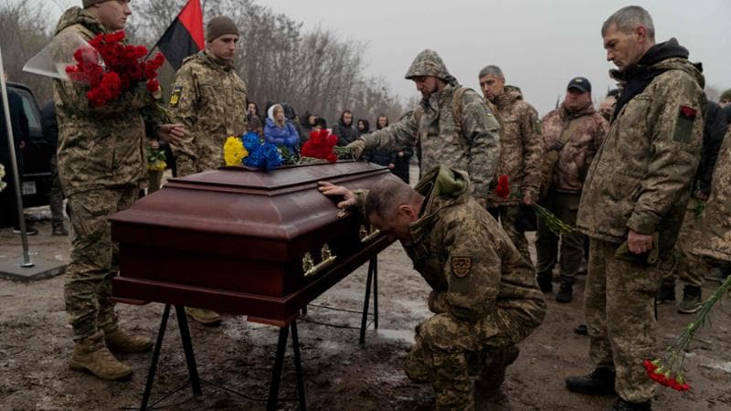 “Kiev sta preparando il campo per il negoziato a febbraio. Fino ad allora ci sarà un’escalation”