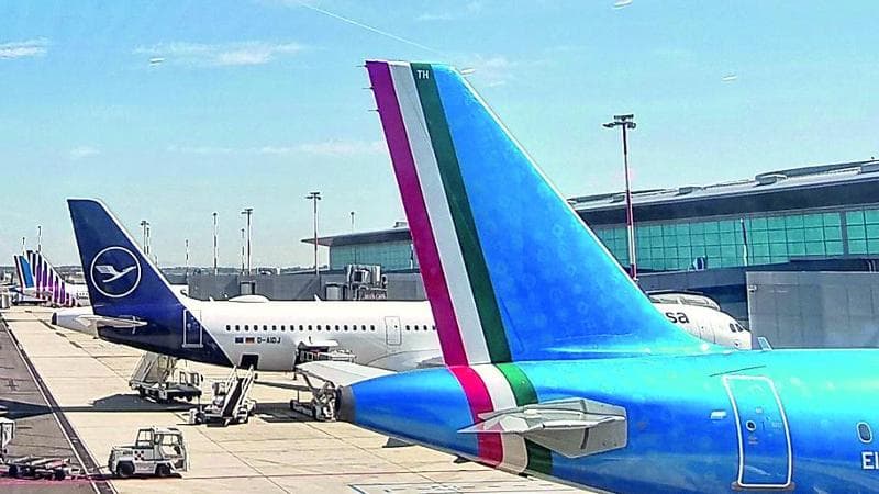 Gli aerei di Ita e Lufthansa a Fiumicino