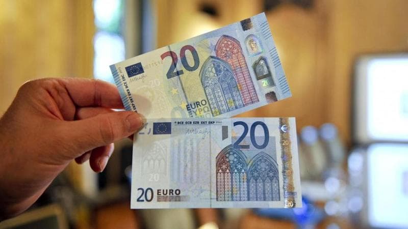Tredicesime, in arrivo 60 miliardi, un quarto rimarrà al fisco. Per i regali c’è un miliardo in meno