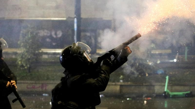La Georgia europeista torna in piazza contro il governo filorusso: scontri e violenze della polizia