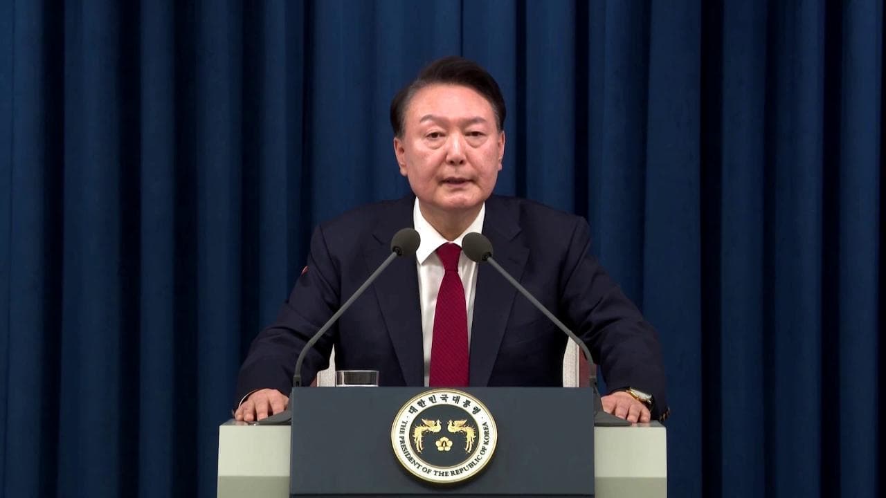 Corea del Sud, il presidente Yoon dichiara la legge marziale: "Necessaria per proteggere il Paese"