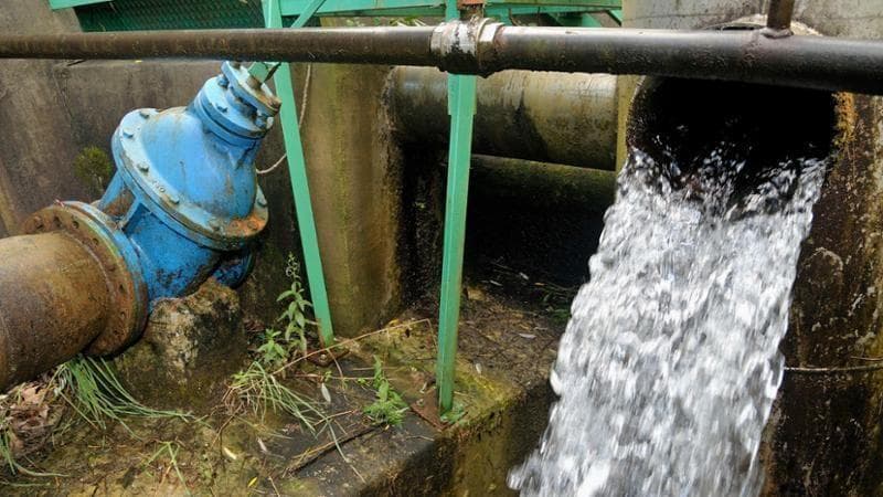 Manovra, fallisce il blitz del centrodestra per privatizzare l’acqua: “Ma ci riproveremo”