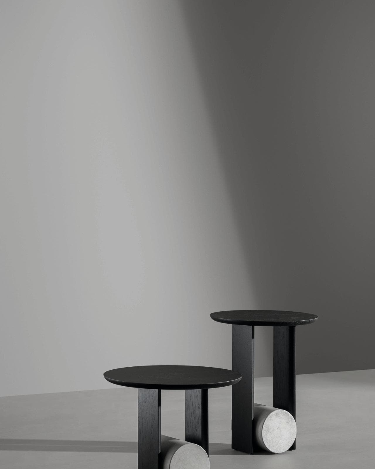 I tavolini Elements di Alain Gilles per Bonaldo