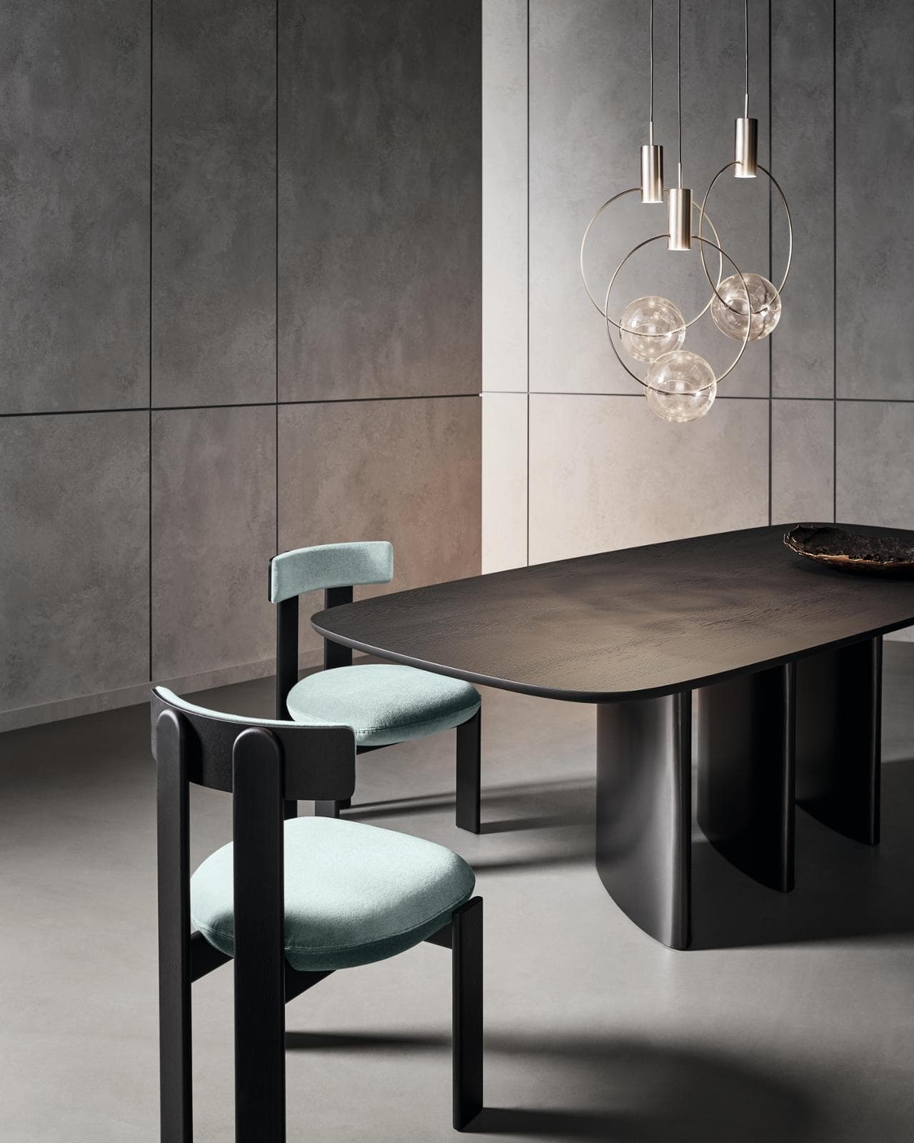 Il tavolo Louver di Alain Gilles per Bonaldo