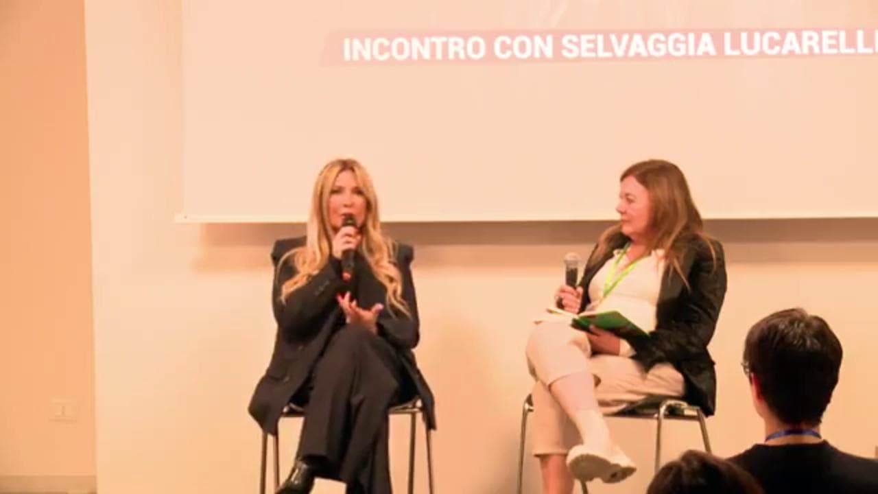 Rewriters Fest - Incontro con Selvaggia Lucarelli