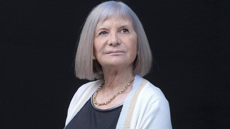 ALICIA GIMENEZ-BARTLETT
