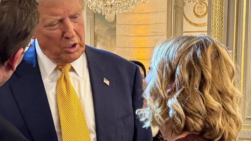 Notre-Dame, Mattarella in prima fila. E Meloni vola a Parigi per incontrare Trump