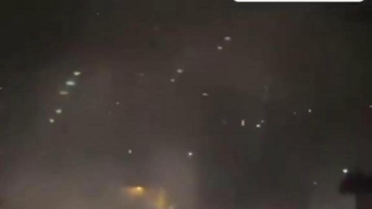 Ribelli prendono Damasco, festeggiamenti in strada