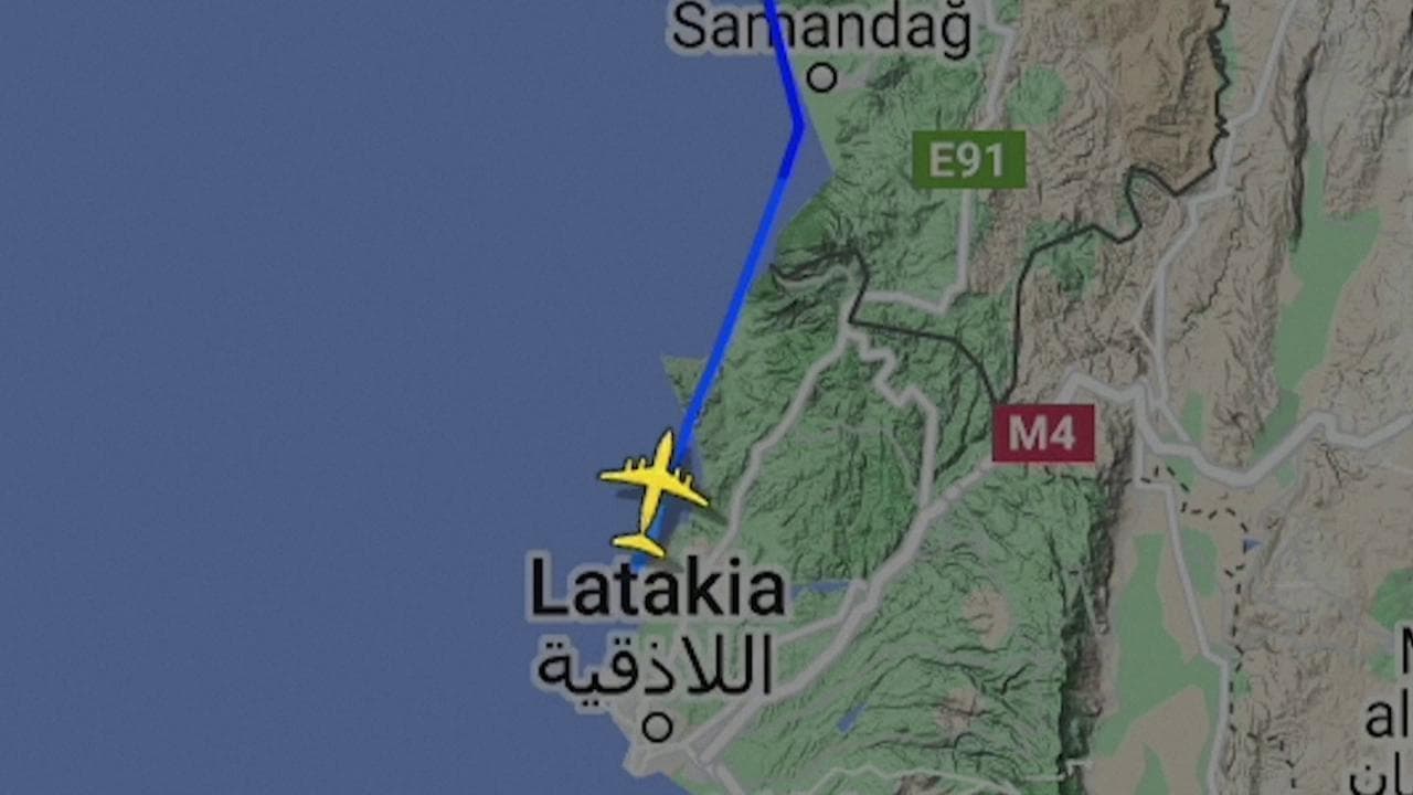 Siria, Assad è in Russia. La rotta dell'aereo partito da Latakia e arrivato Mosca