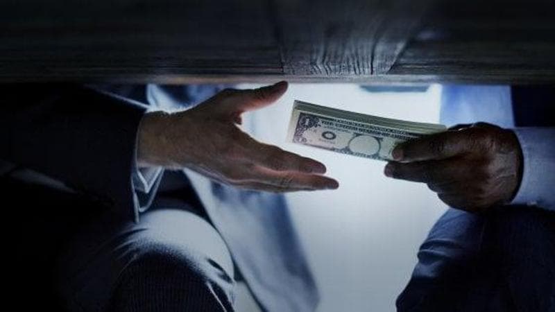 L’Italia delle mazzette, dossier sulla corruzione: al Sud il primato delle inchieste