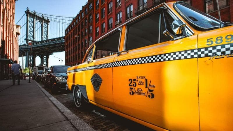 Un taxi giallo