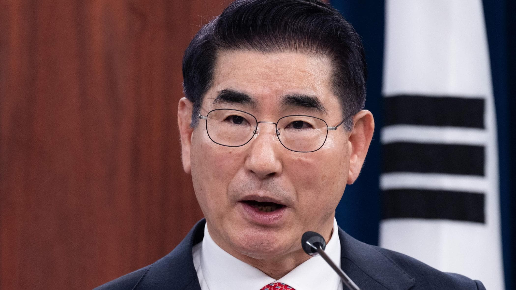 韓国、大統領府の家宅捜索。元国防大臣が刑務所内で自殺未遂