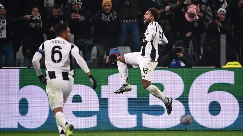 L'esultanza di McKennie dopo il gol del raddoppio