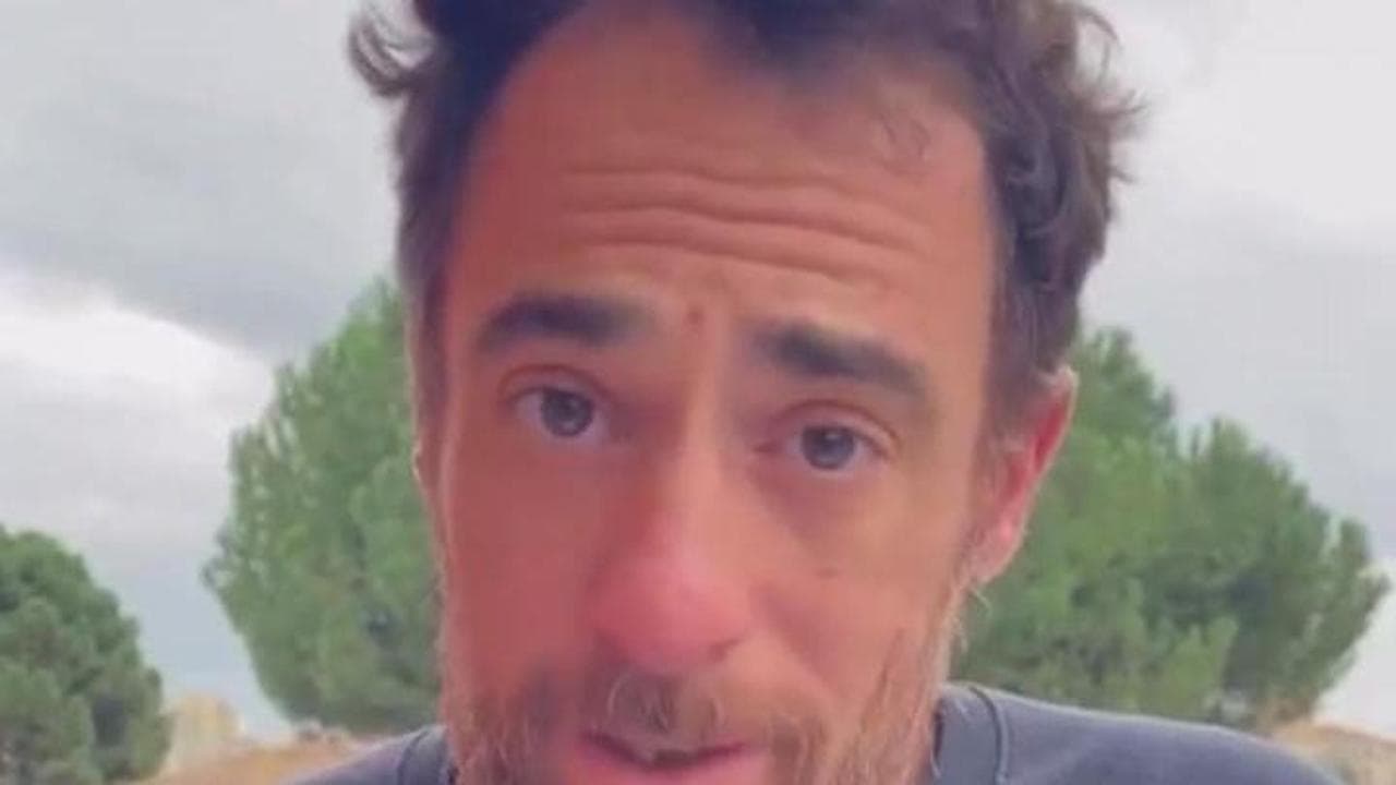 Elio Germano per la campagna #proteggolaprotesta