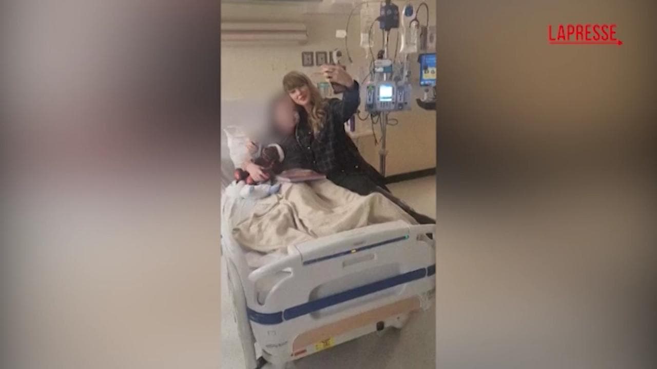 Usa, Taylor Swift visita a sorpresa l'ospedale pediatrico di Kansas City