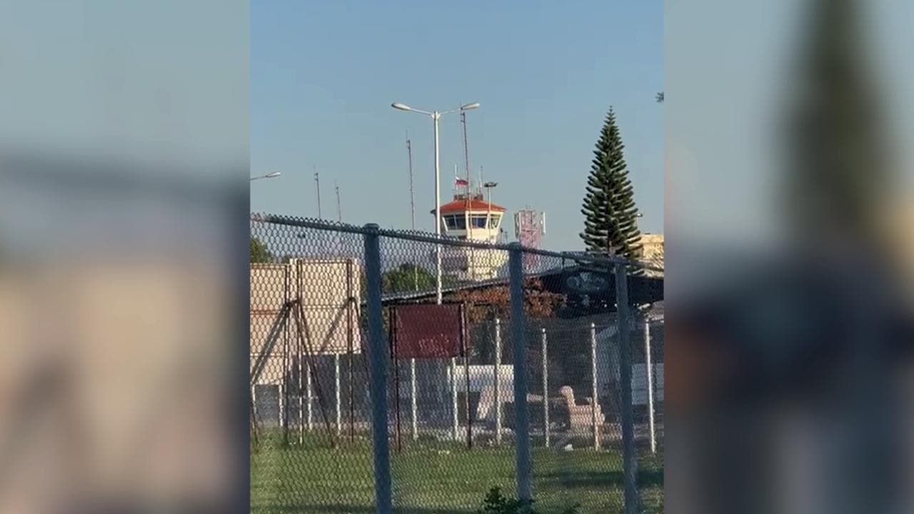 Siria, l'inviata Colarusso alla base militare russa di Hmeimim: "Così Mosca sta sgomberando"