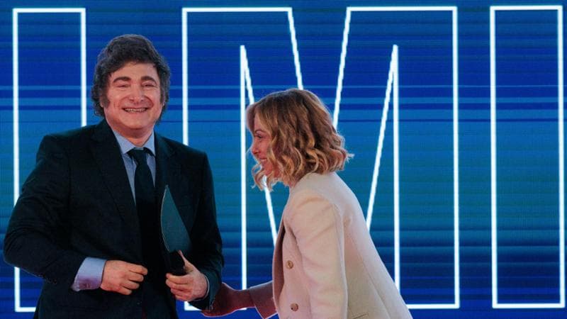 Il presidente dell’Argentina Javier Milei con la premier Giorgia Meloni