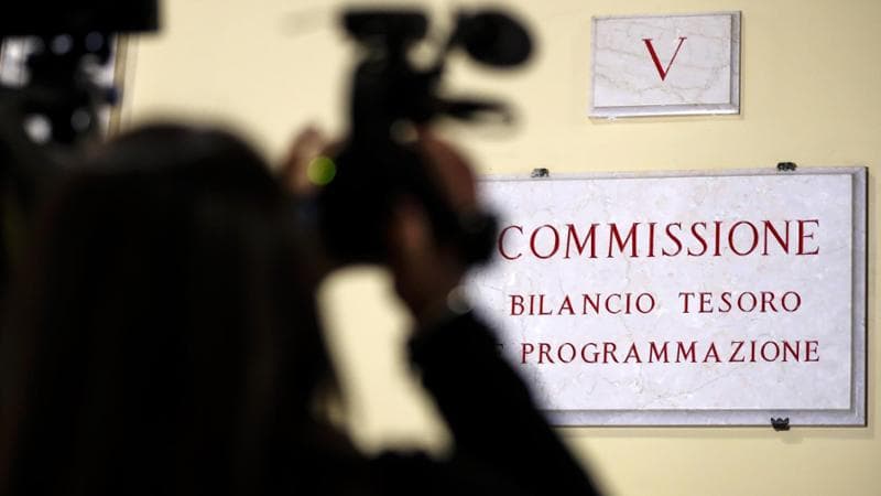 Manovra, le opposizioni contro il governo. Lettera a Fontana: “Forti criticità, stop emendamenti”