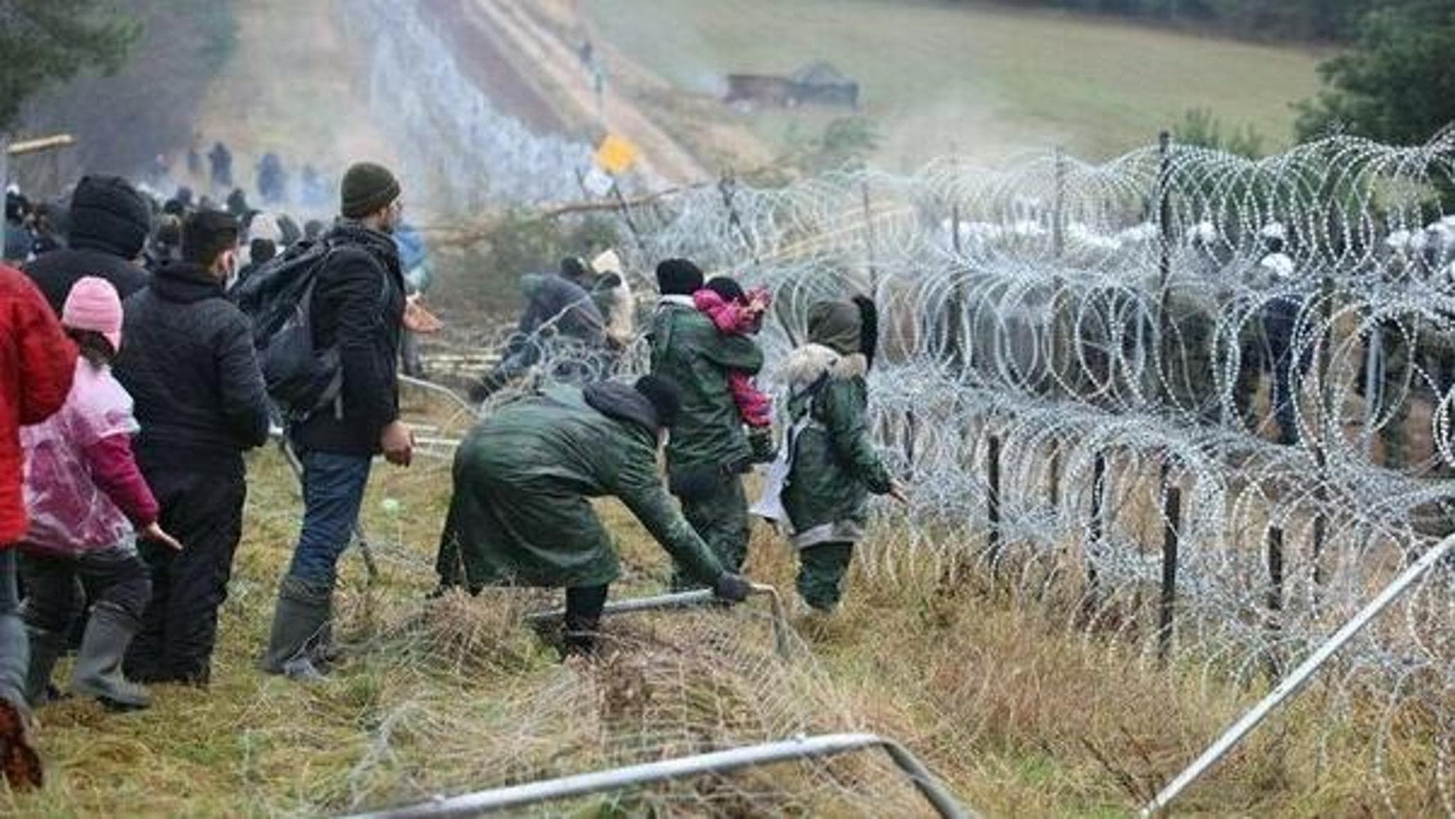 Polonya: Belarus sınırında acımasızca reddediliyor, sığınma talepleri engelleniyor