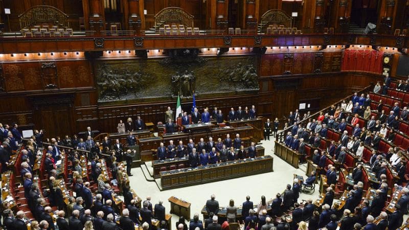 “Solo rimborsi per i ministri”. Manovra al voto, no ai rincari delle autostrade