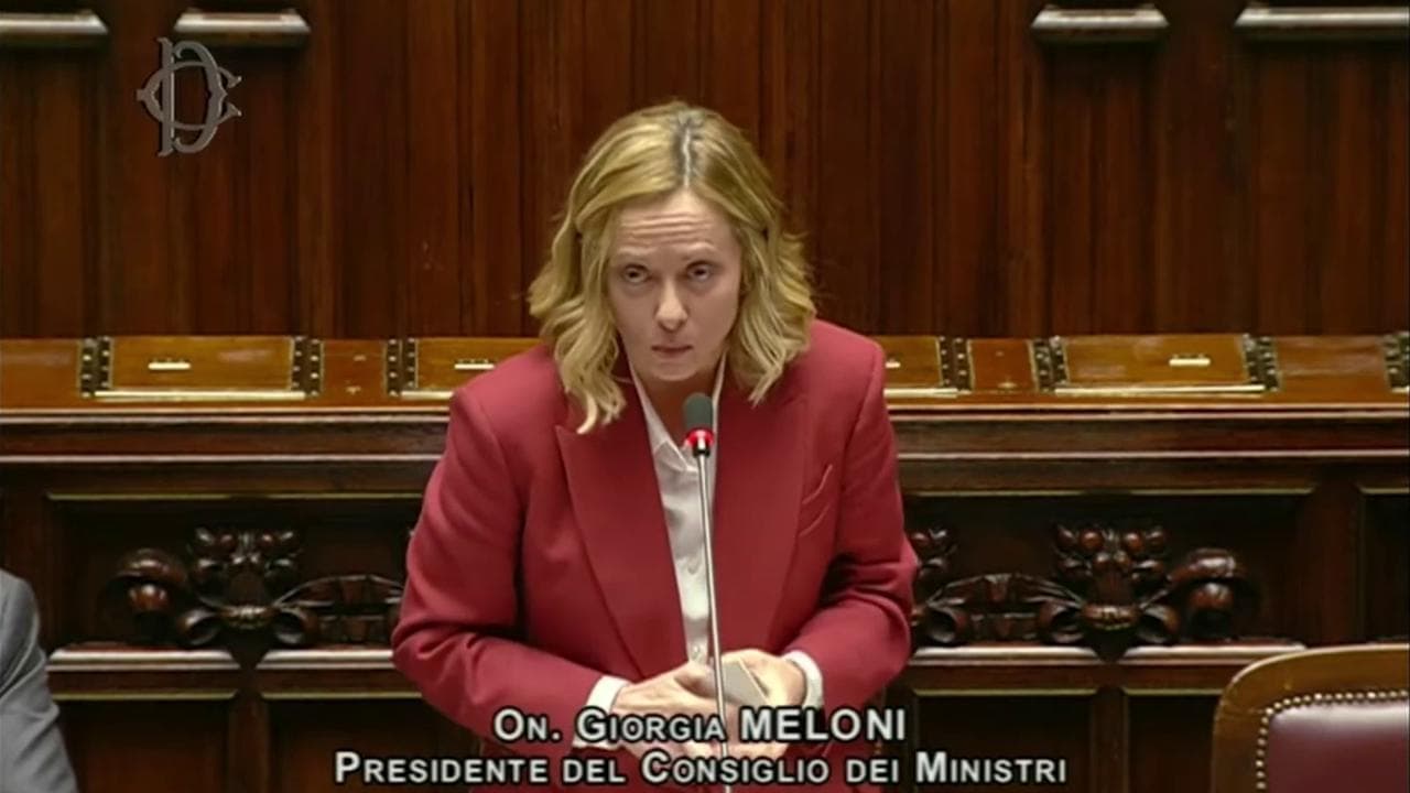 Meloni attacca il M5s: "Spesi soldi pubblici per pagare 300.000 euro a Grillo"