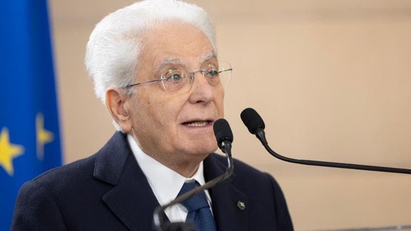 L’allarme di Mattarella: “Democrazia minacciata dai tecno-capitalisti”