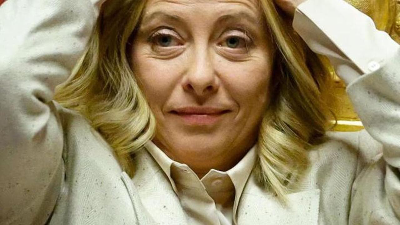 Dalla rissa con Renzi alla rispostaccia a Monti: Meloni furente al Senato, i toni e i versi clou