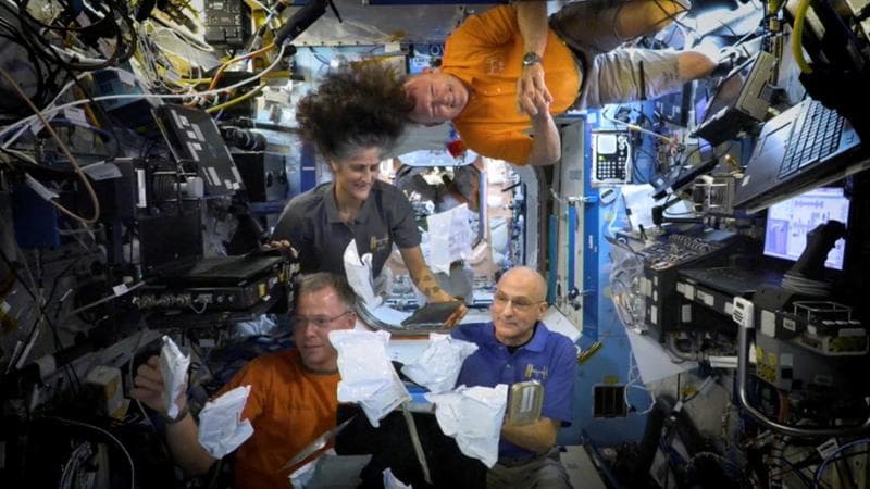 Slitta ancora il rientro dei due astronauti bloccati sulla Stazione spaziale internazionale