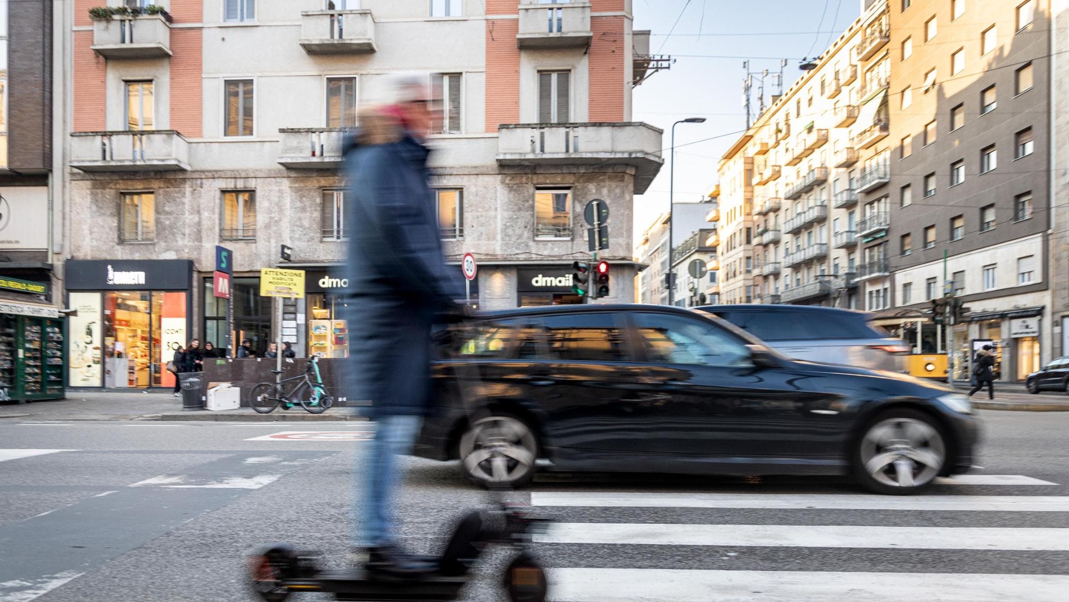 Trento, scooterın üzerine düştü ve neredeyse üç hafta sonra hastanede öldü
