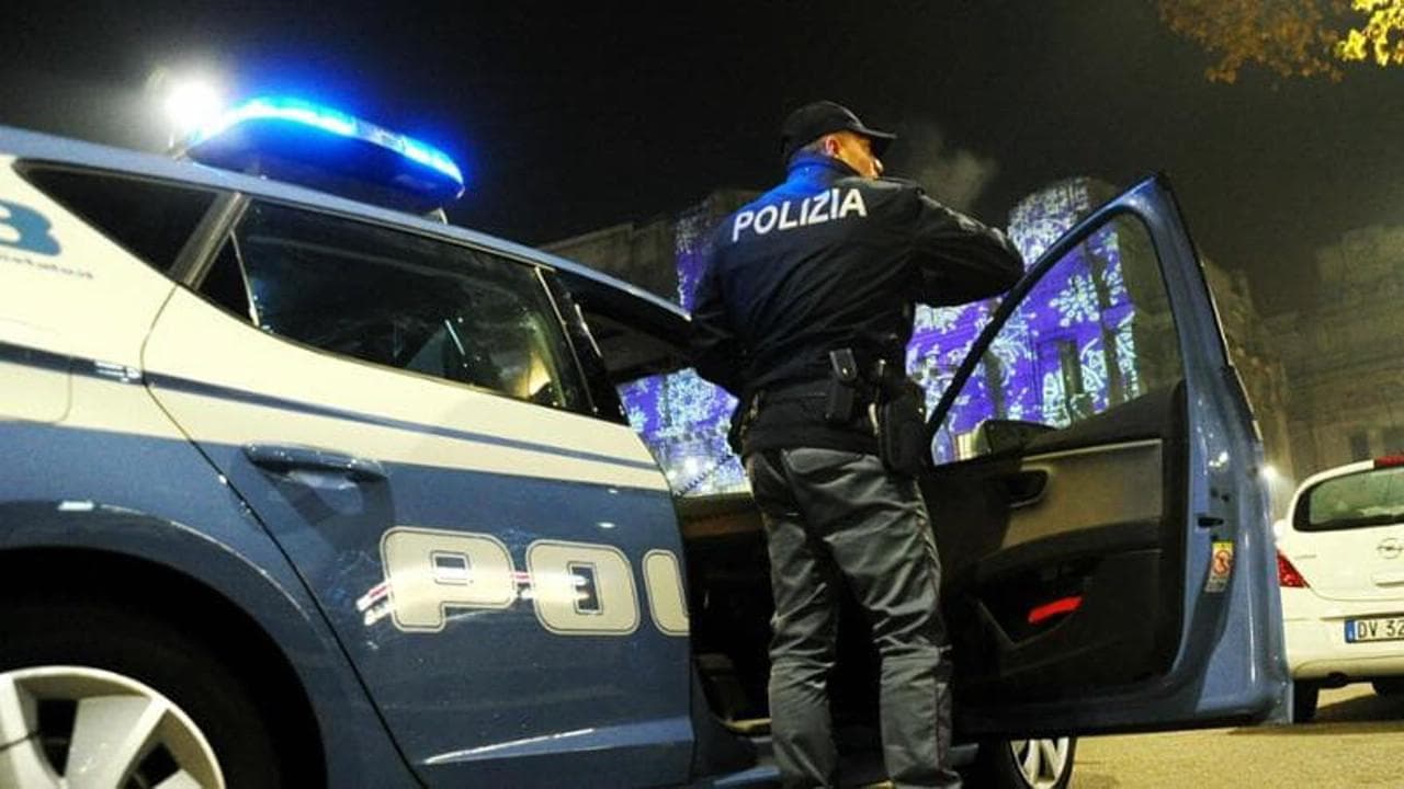 Reggio Calabria, reşit olmayan birine cinsel saldırı: üç genç tutuklandı