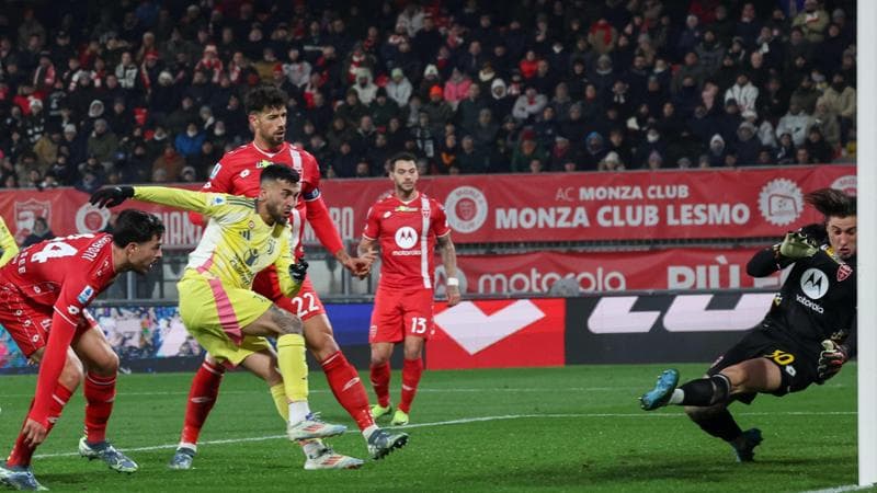 Nico Gonzalez mette a segno il gol del successo della Juventus
