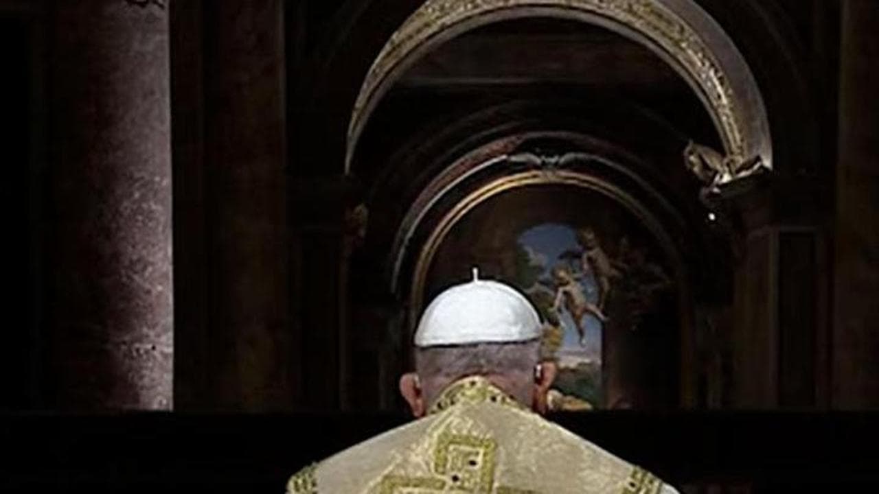 "Questa è la Porta del Signore": Papa Francesco dà inizio al Giubileo